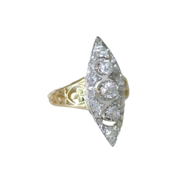 Bague marquise trèfle diamants - Castafiore