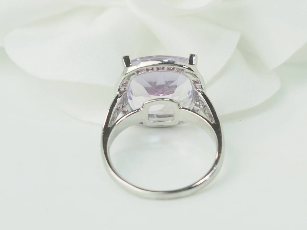 Bague Mauboussin "Couleur d'Amour" en or blanc et Améthyste - Castafiore