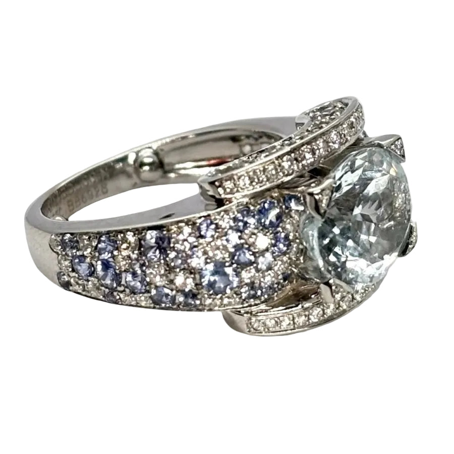 Bague MAUBOUSSIN Eternité en or blanc aigue - marine saphirs et diamants - Castafiore