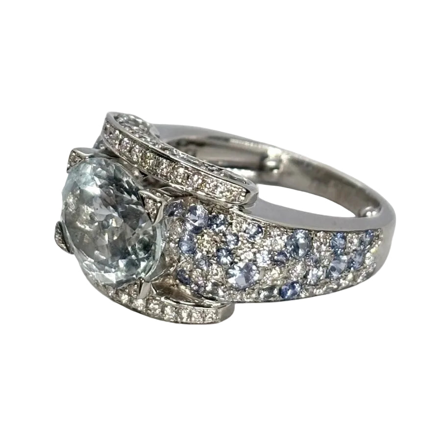 Bague MAUBOUSSIN Eternité en or blanc aigue - marine saphirs et diamants - Castafiore