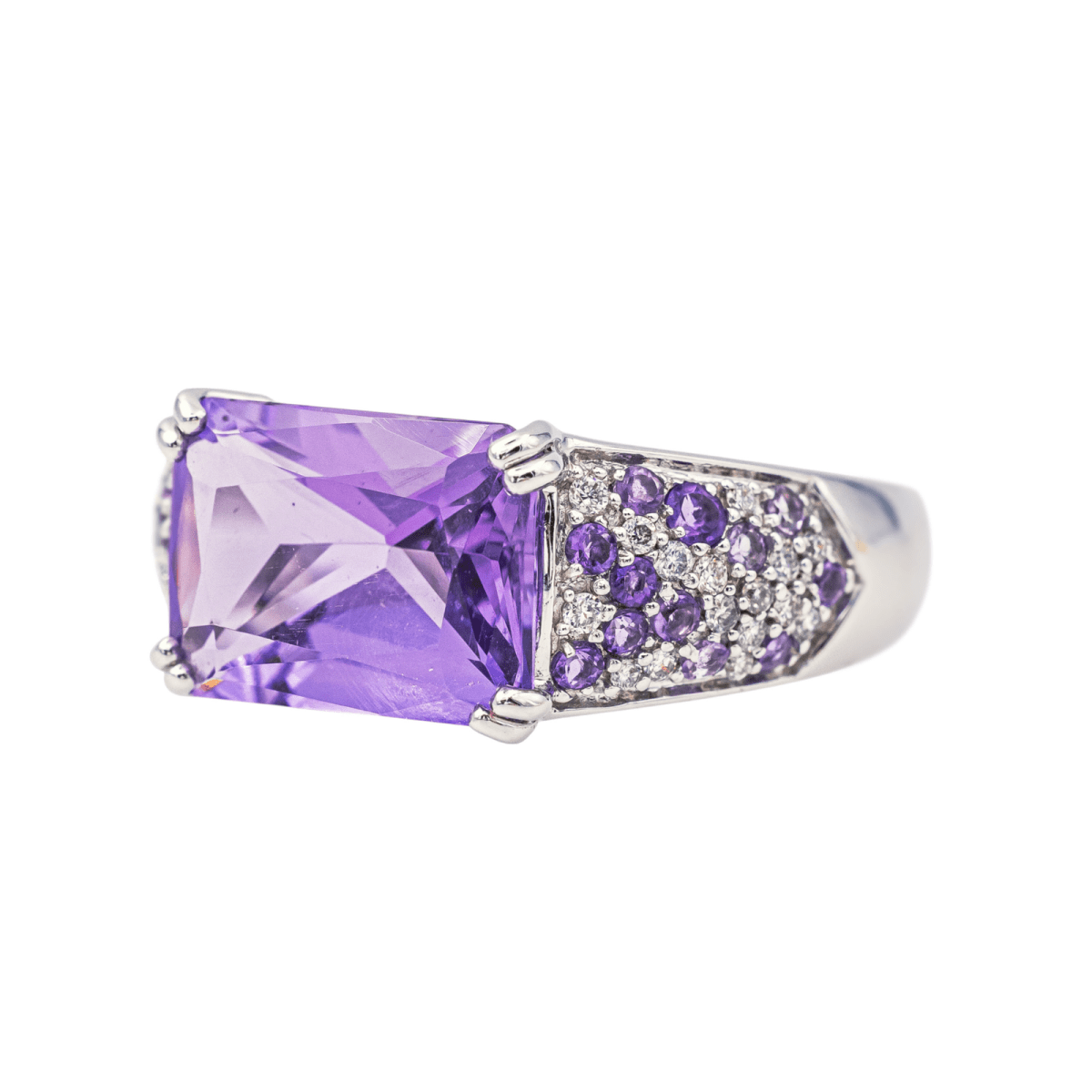 Bague MAUBOUSSIN "Ma Princesse d'amour" en or blanc et améthyste - Castafiore