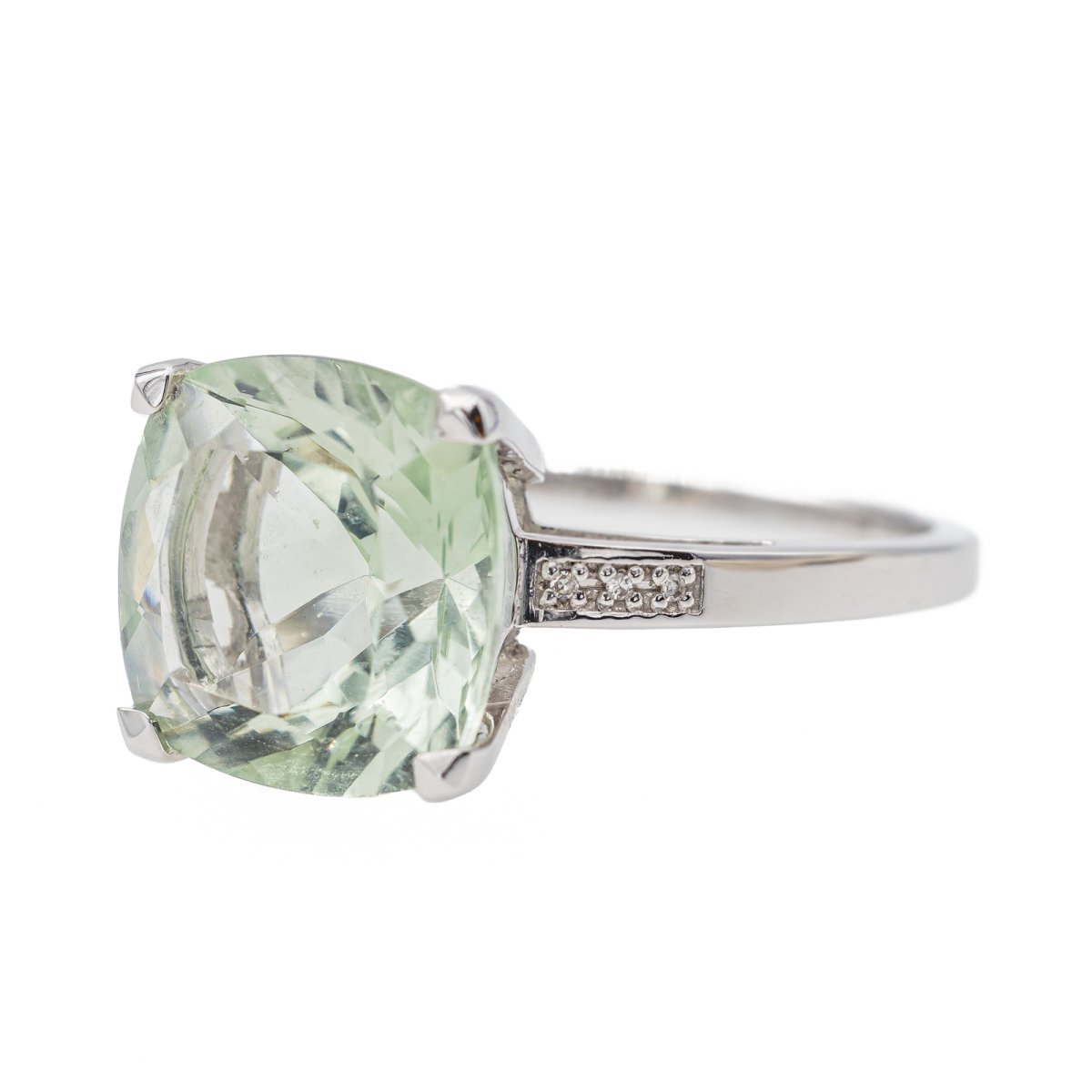 Bague MAUBOUSSIN "Petit visage d'Amour " en or blanc, prasiolite et diamants - Castafiore