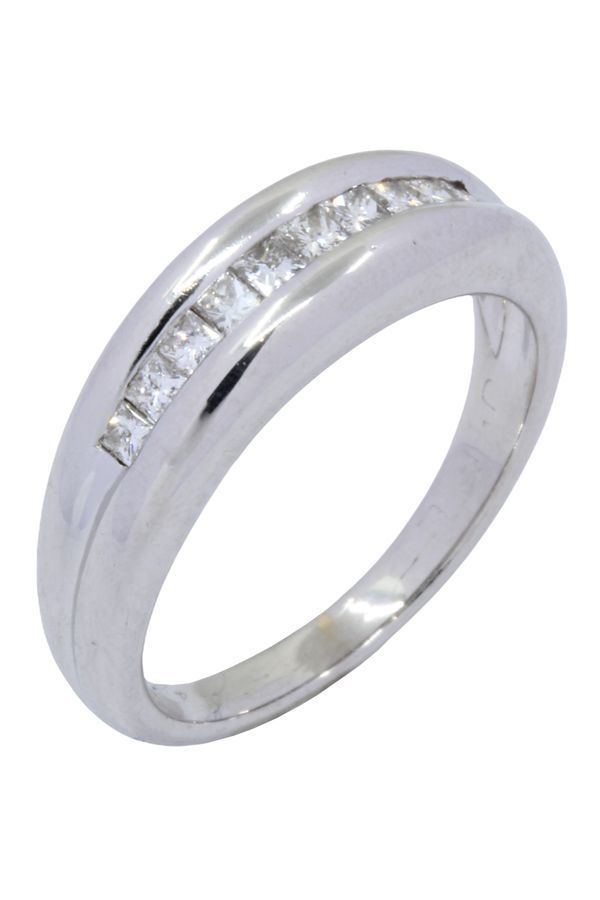 BAGUE MODERNE DIAMANTS - Castafiore