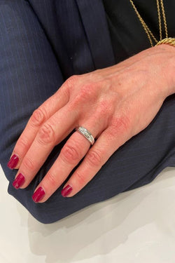 BAGUE MODERNE DIAMANTS - Castafiore