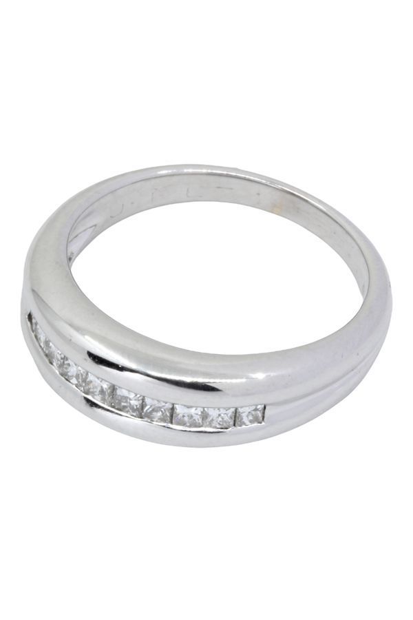 BAGUE MODERNE DIAMANTS - Castafiore