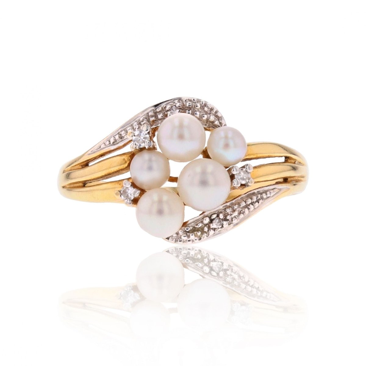 Ring modern two golds diamonds cultured pearls