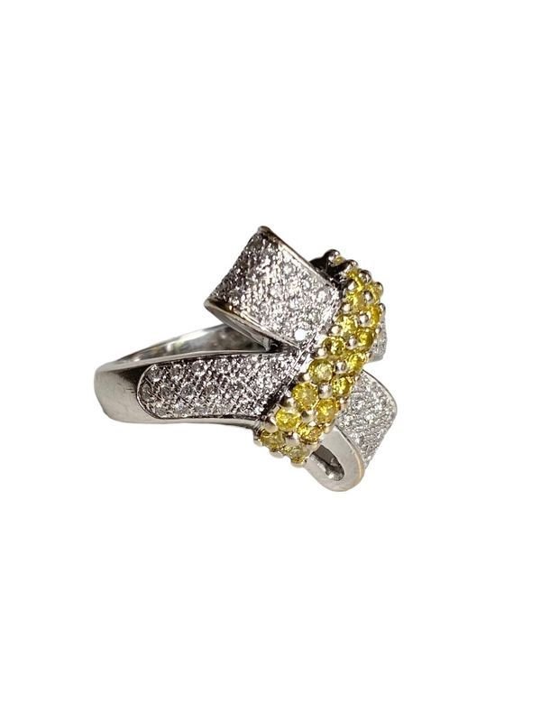 Bague nœud, en or 18k et diamants - Castafiore