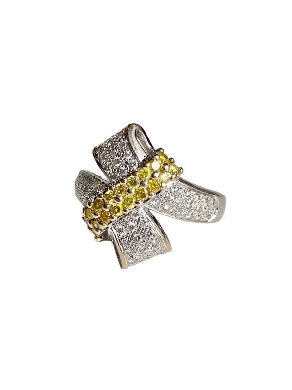 Bague nœud, en or 18k et diamants - Castafiore