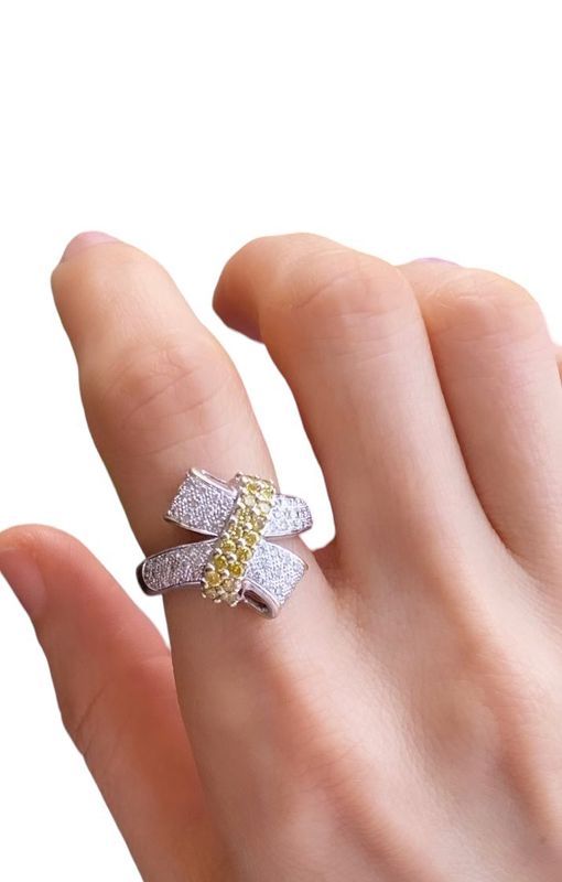 Bague nœud, en or 18k et diamants - Castafiore