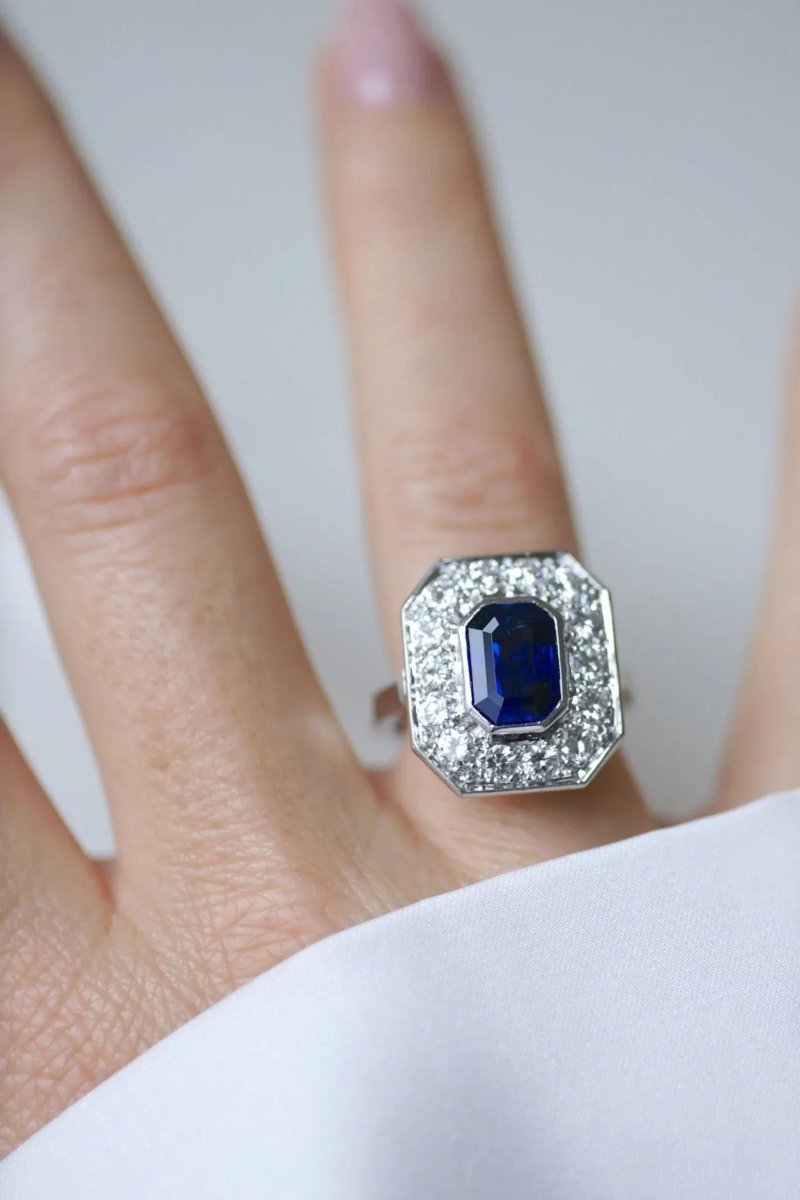 Bague Octogonale Saphir et Diamants en Platine - Castafiore