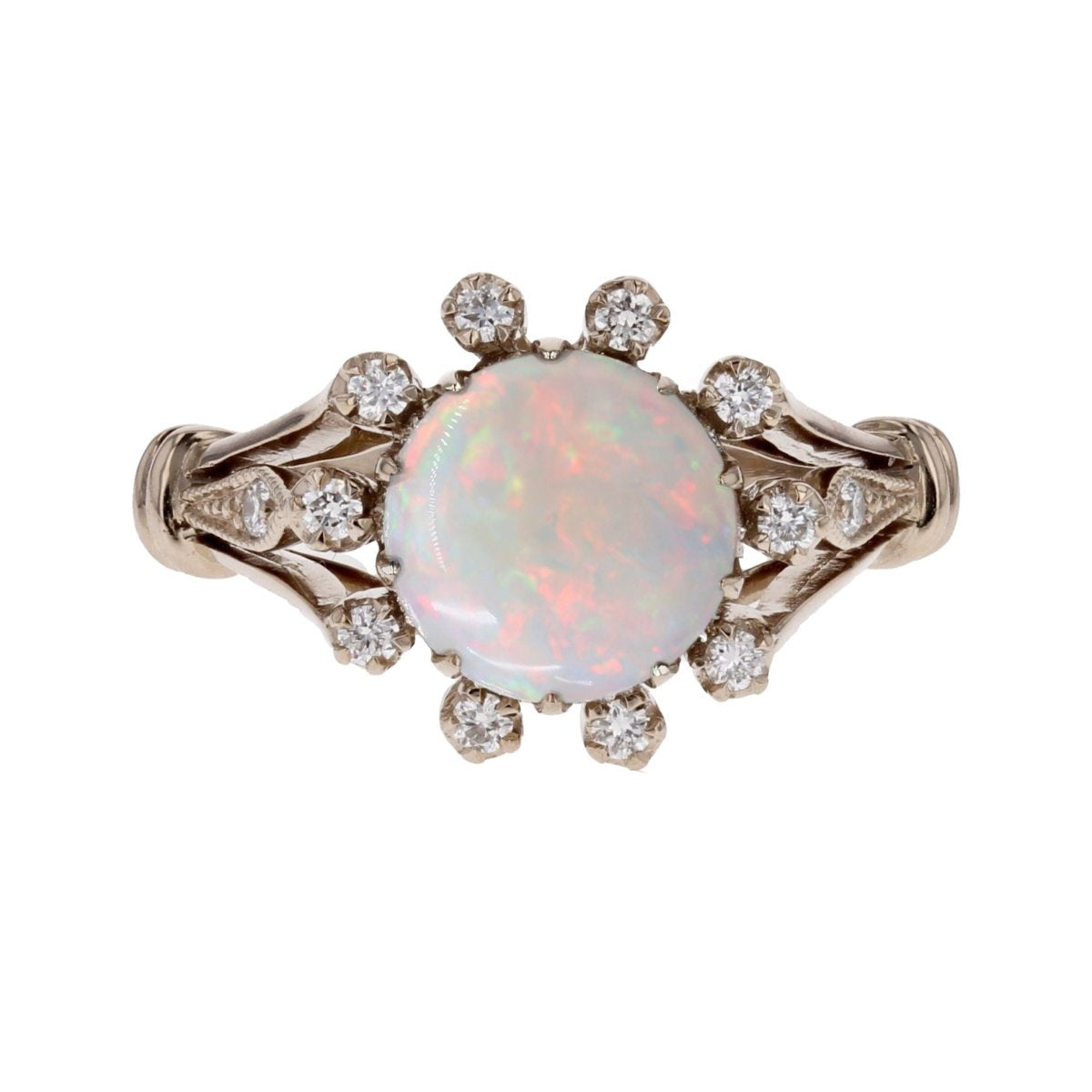 Bague opale ronde diamants or blanc - Castafiore