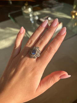 Bague - Or, argent, saphir et diamants. - Castafiore