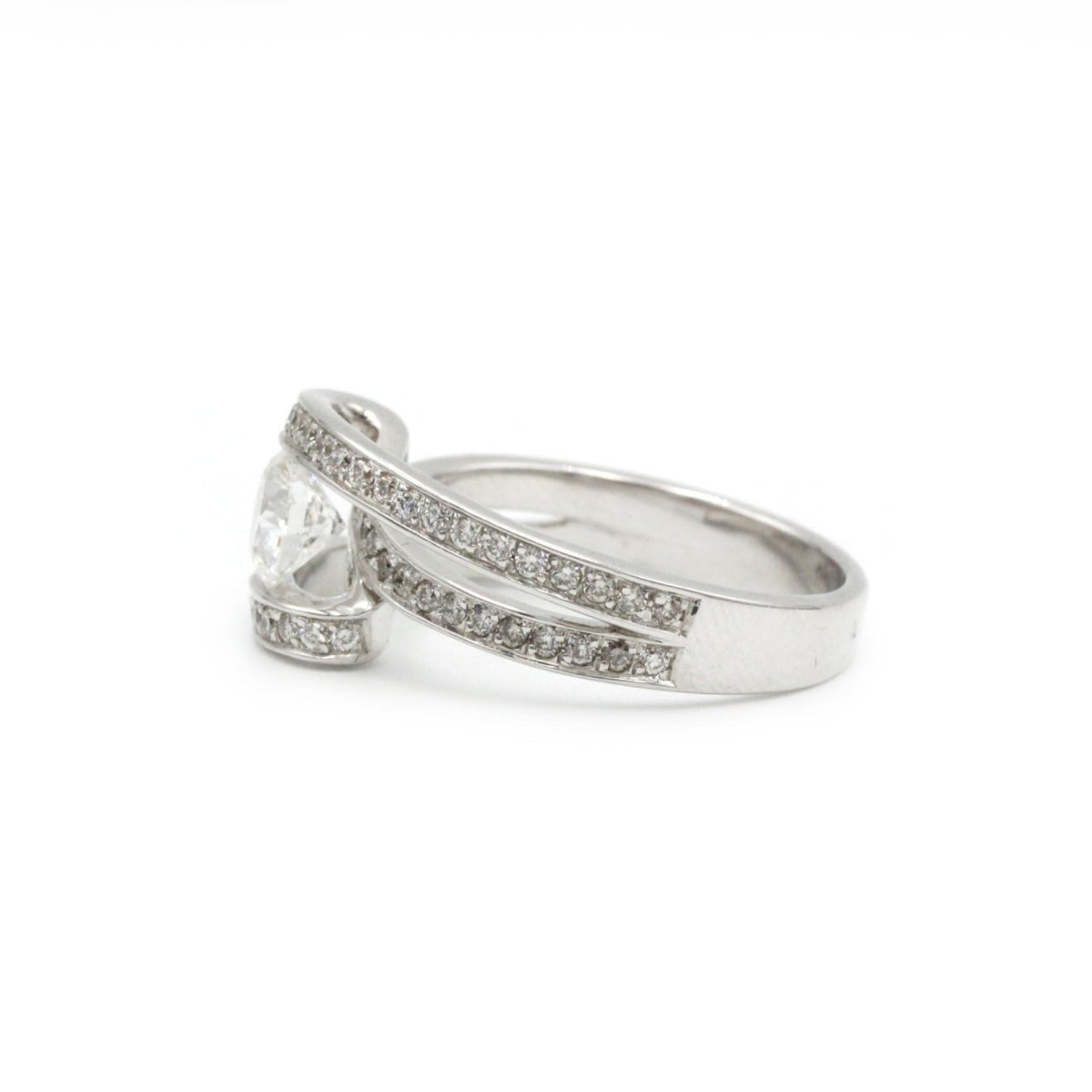 Bague - Or blanc et diamants - Castafiore