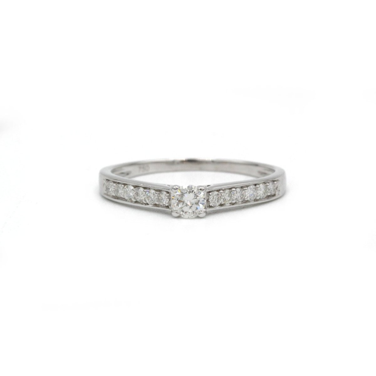 Bague - Or blanc et diamants - Castafiore