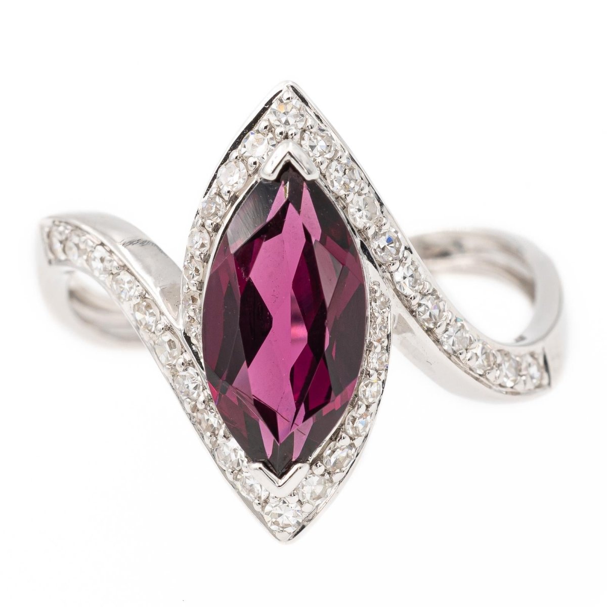 Bague Or blanc Grenat Almandin - Castafiore