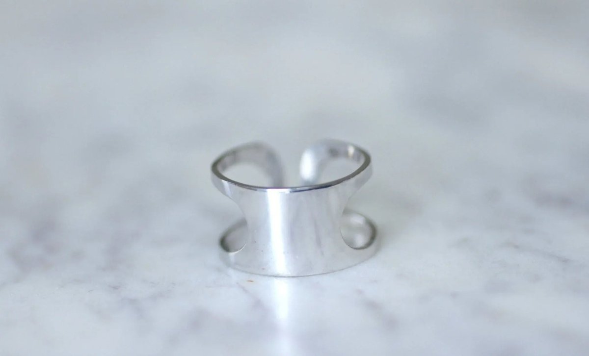 Bague or blanc Pierre Cardin Space Age - Castafiore