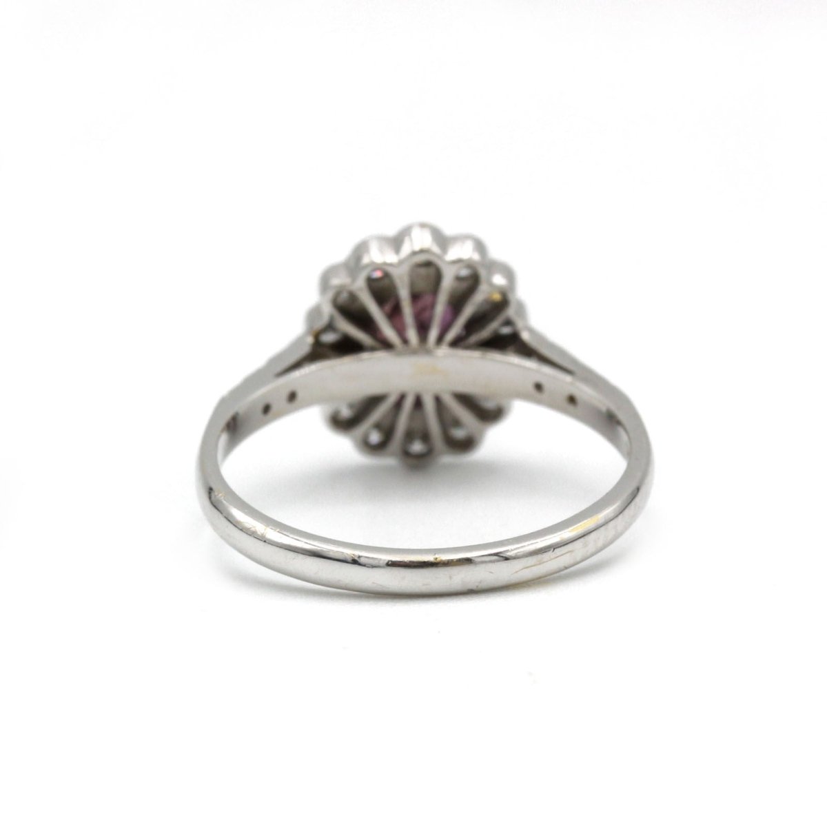 Bague - Or blanc, rubis et diamants - Castafiore