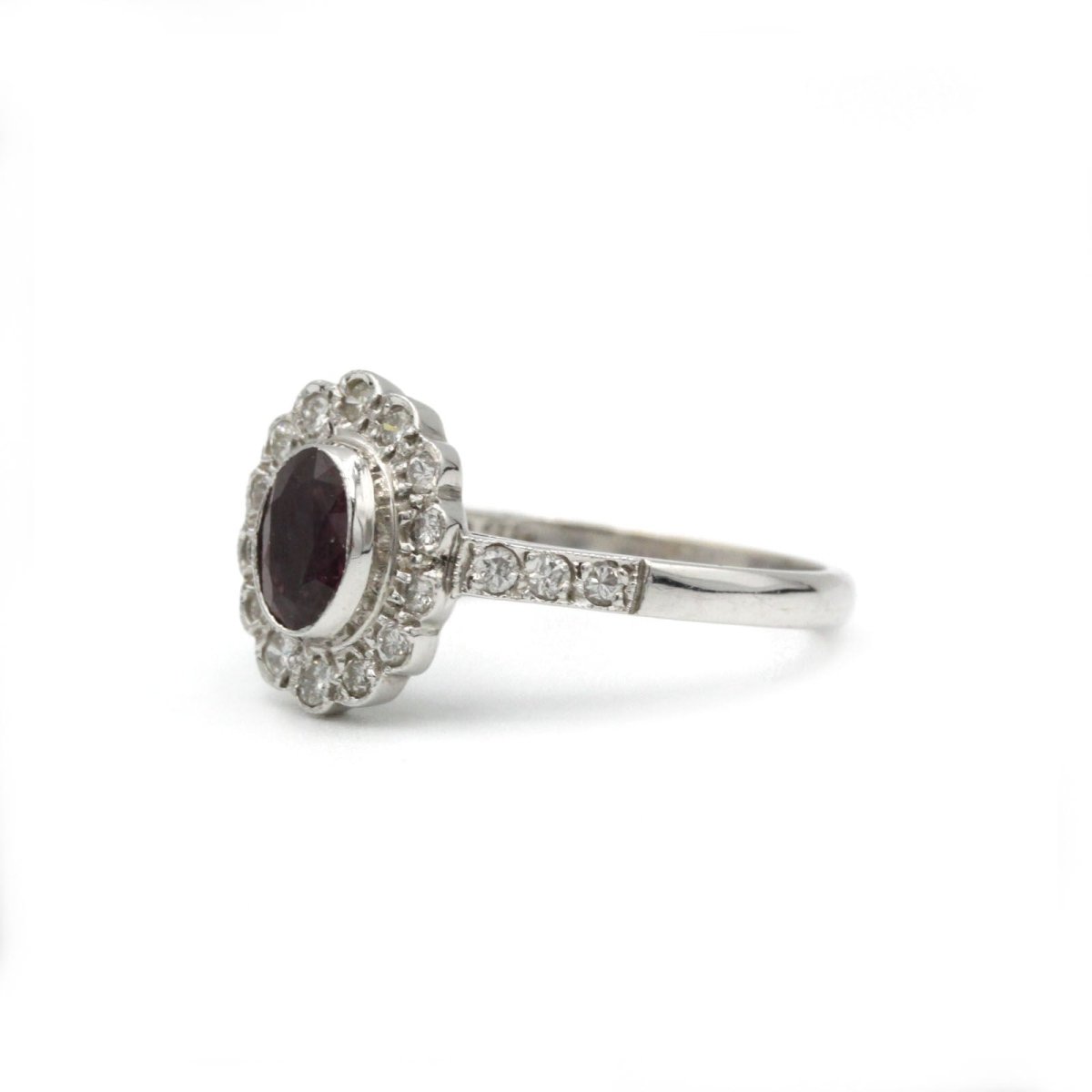 Bague - Or blanc, rubis et diamants - Castafiore