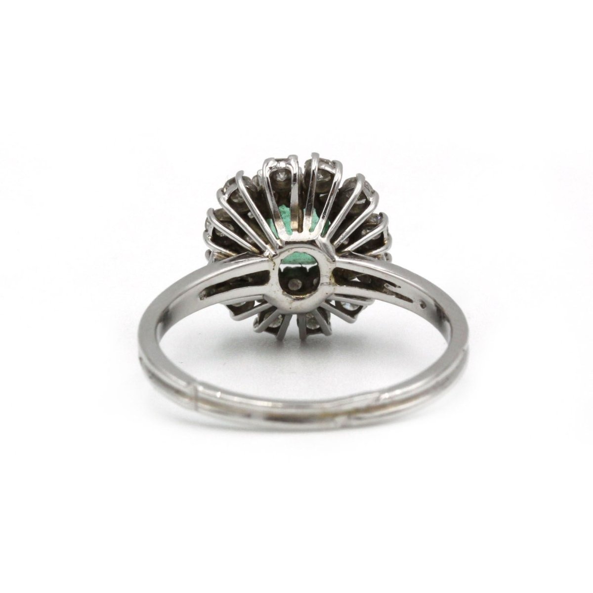 Bague - Or, diamants et émeraude