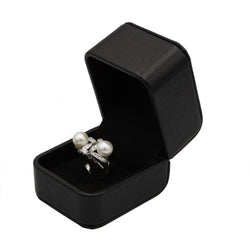 Bague - Or, diamants et perles - Castafiore