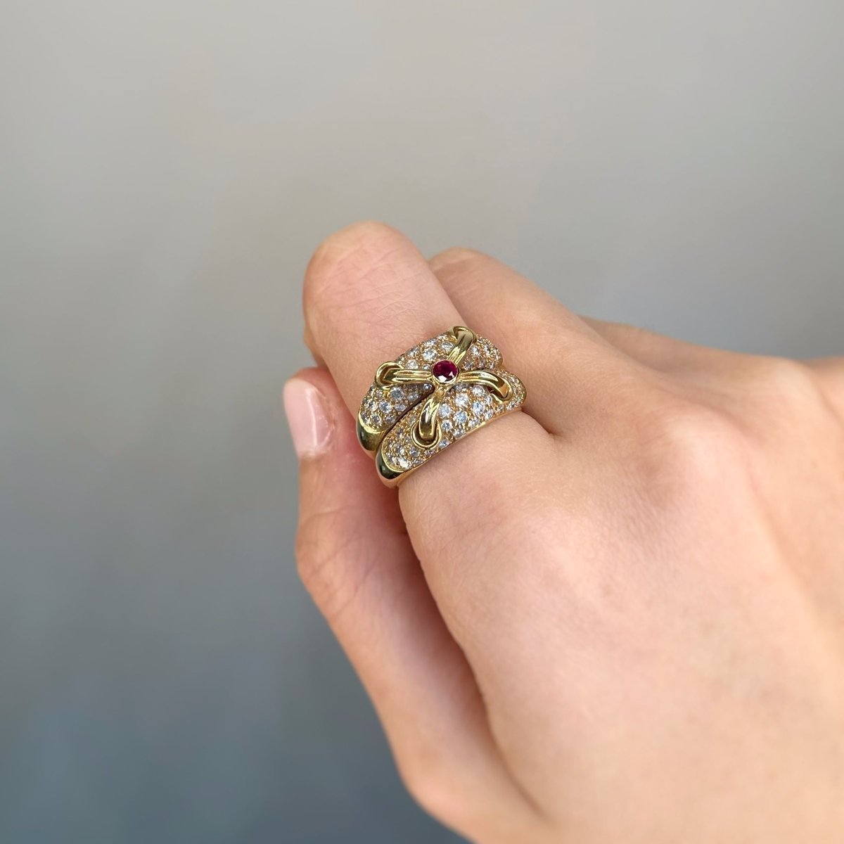 Bague - Or, Diamants et Rubis - Castafiore