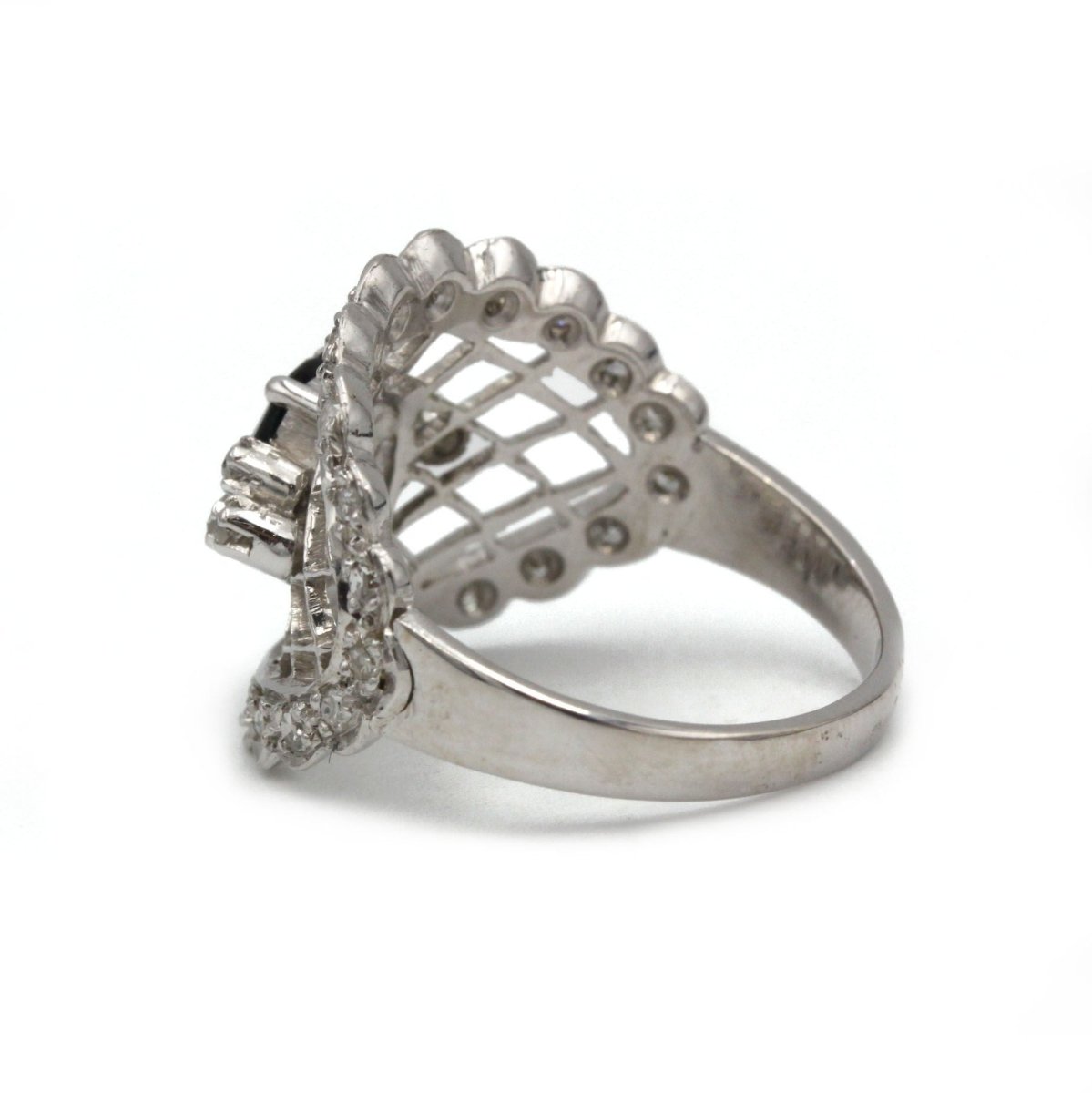 Bague - Or, diamants et saphir - Castafiore