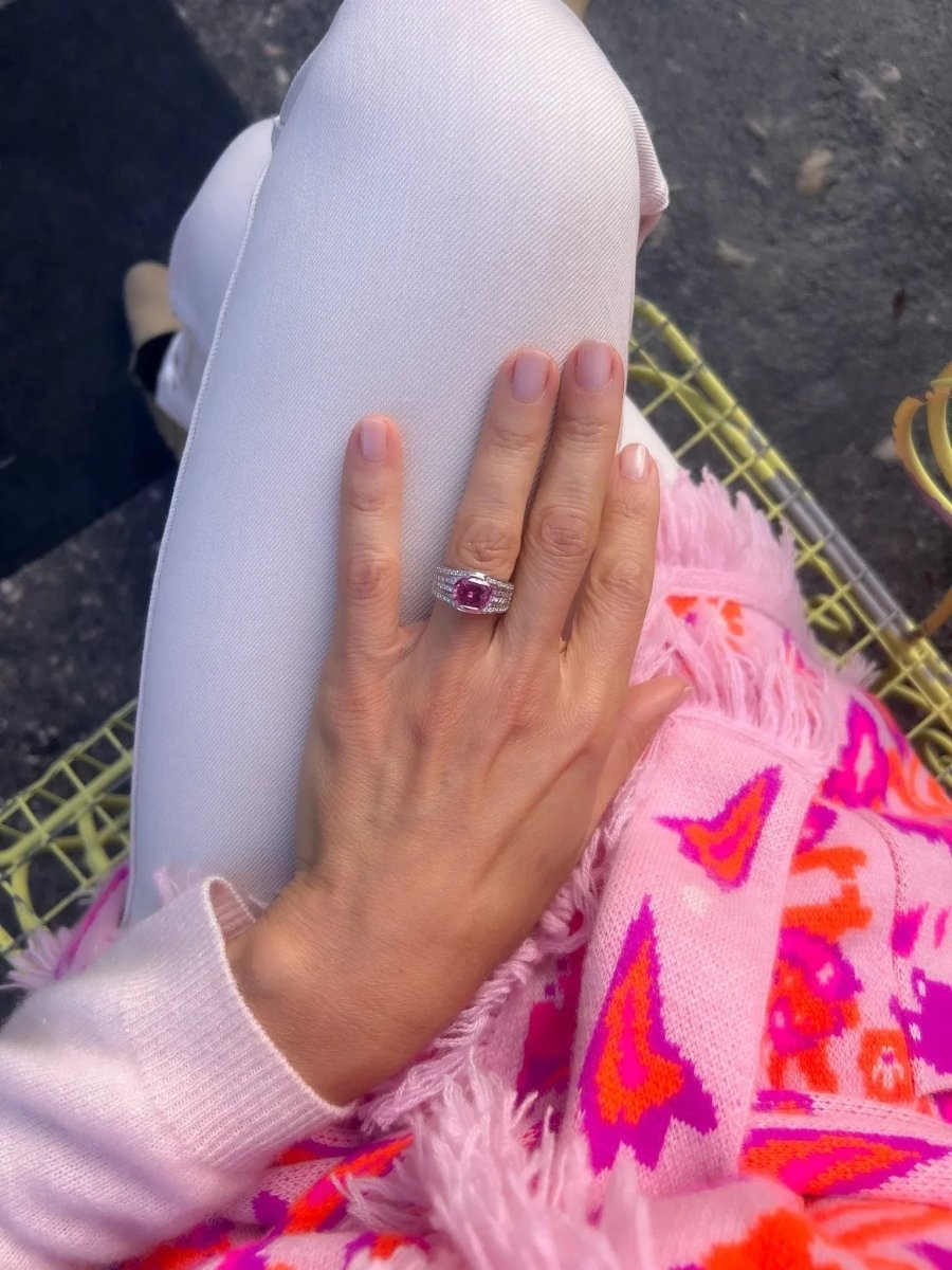 Bague or gris et saphir rose - Castafiore