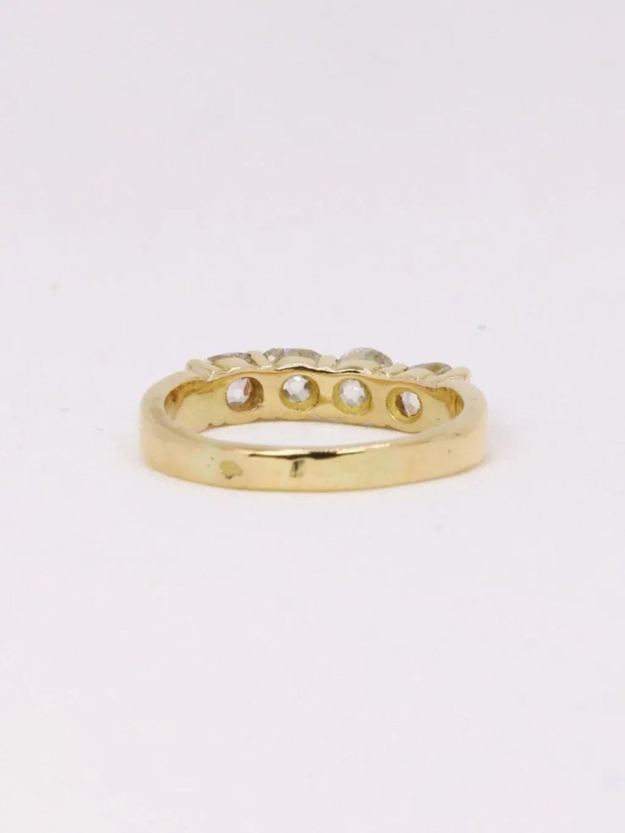 Bague or jaune diamants taille ancienne - Castafiore