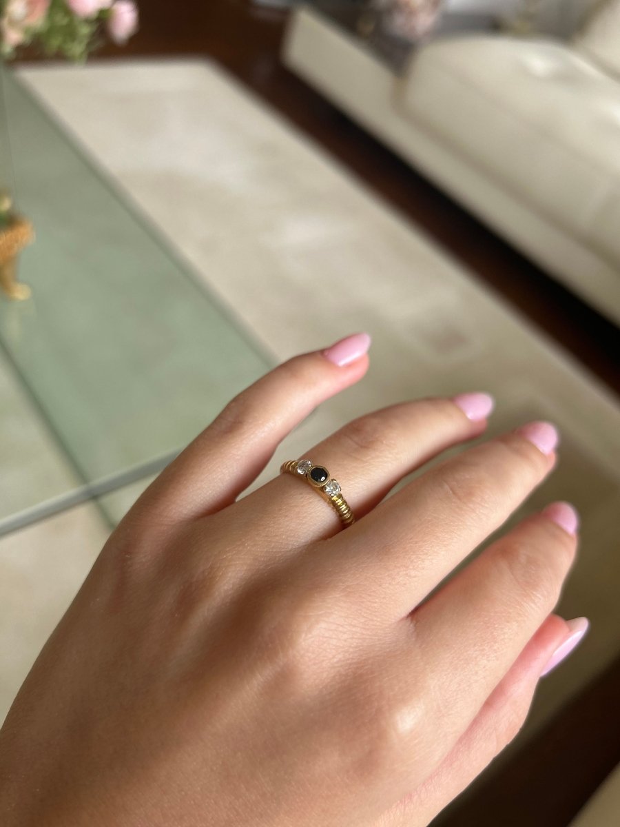 Bague - Or jaune, saphir et diamants - Castafiore