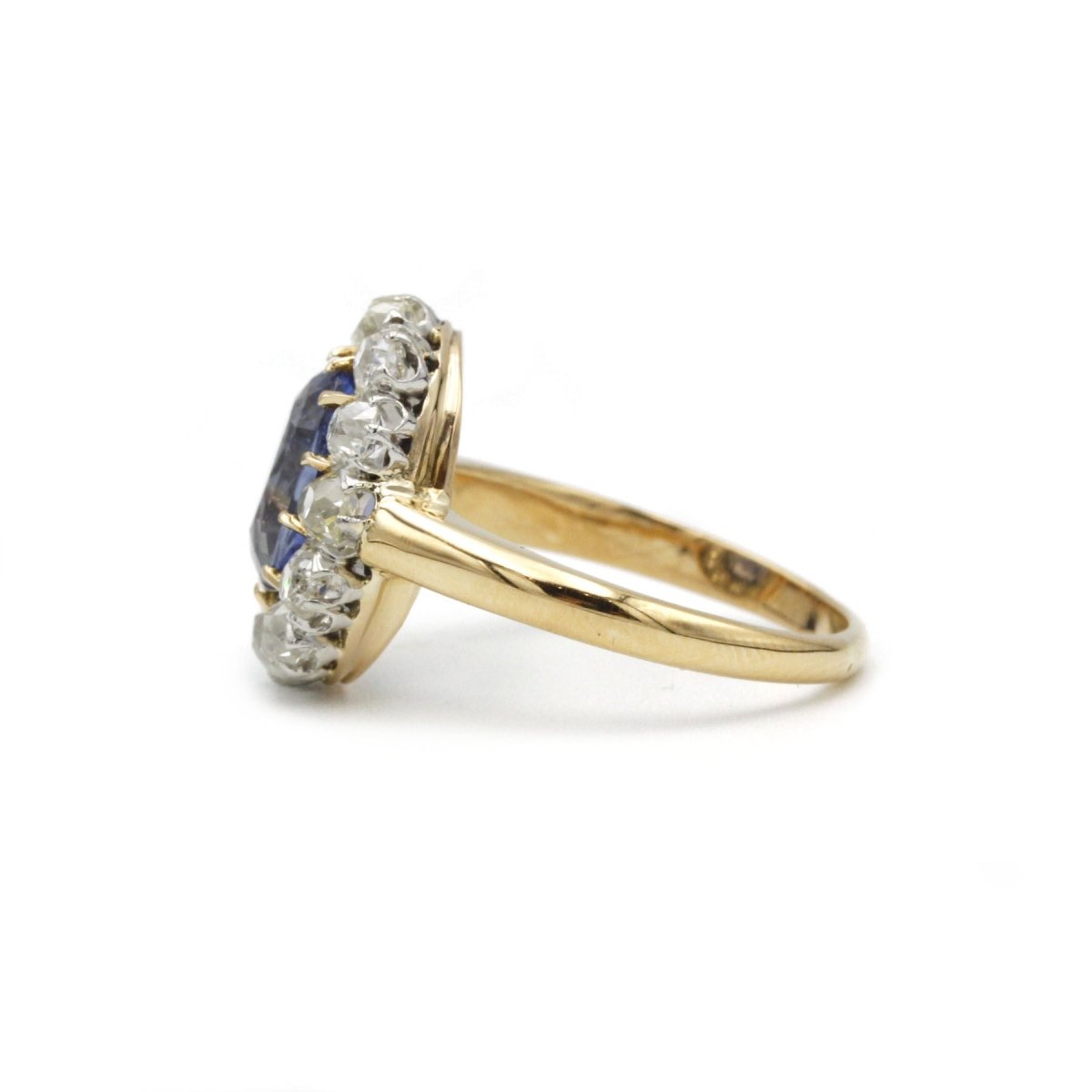 Bague - Or, Platine, Saphir et Diamants - Castafiore