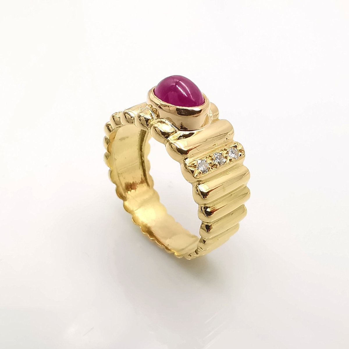 Bague or rubis & diamants - Castafiore