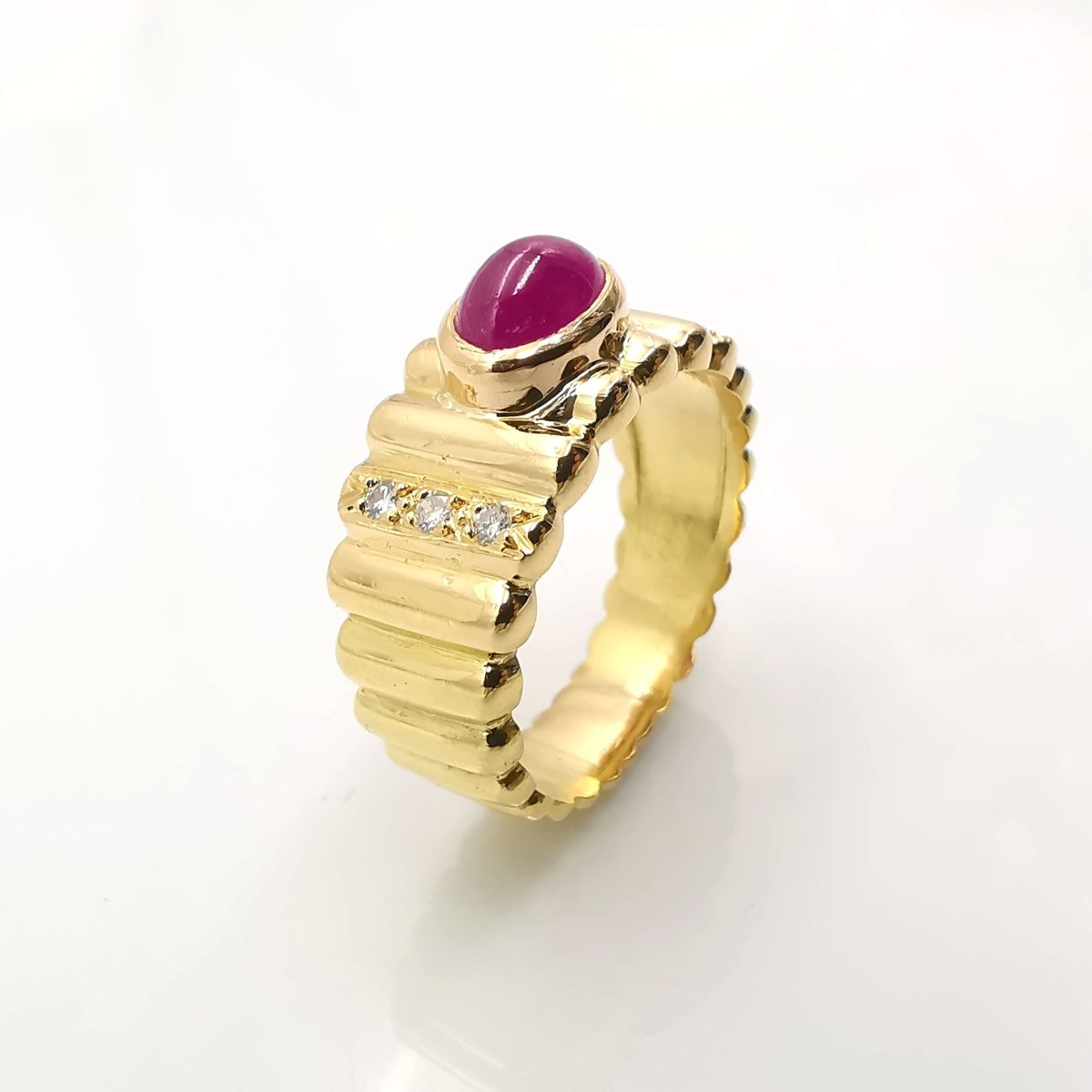 Bague or rubis & diamants - Castafiore