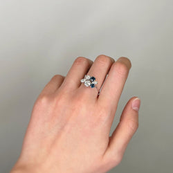 Bague - Or, Saphirs Et Diamants