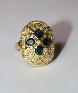 Bague ovale or jaune saphirs et diamants - Castafiore