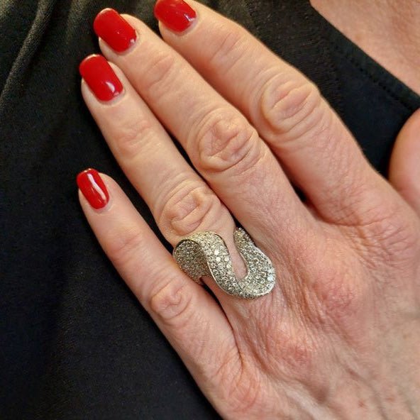 Bague pavage diamants en or blanc - Castafiore