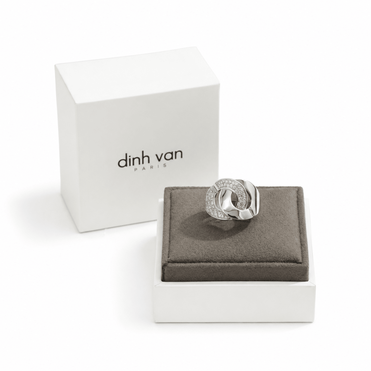 Bague Pavée DINH VAN "Menottes" en or blanc et diamants - Castafiore