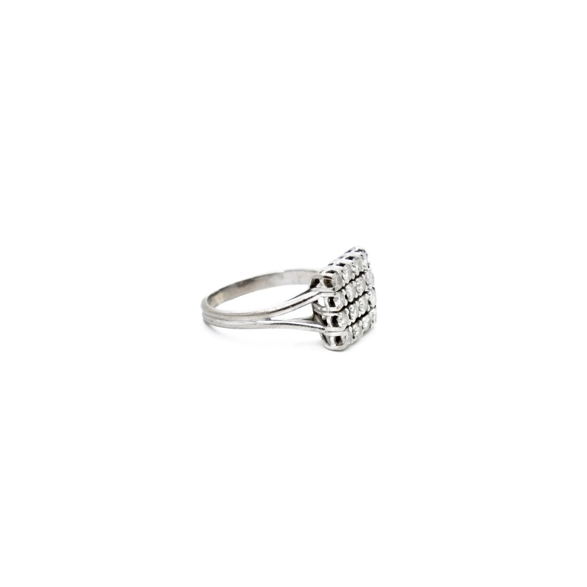 Bague Pavée en or blanc et diamants - Castafiore