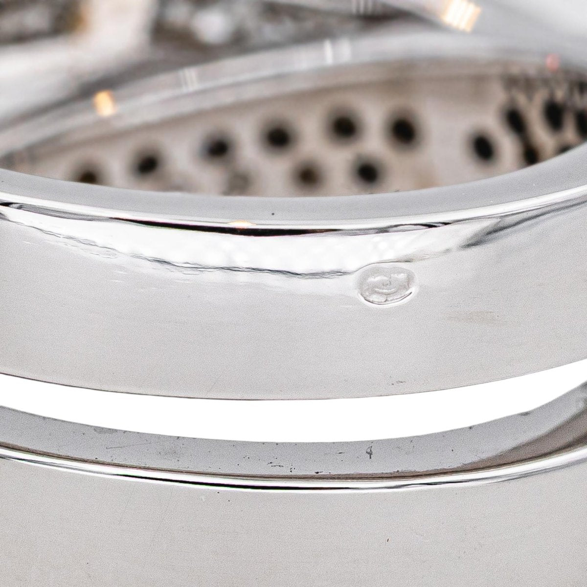 Bague Pavée en or blanc et diamants - Castafiore