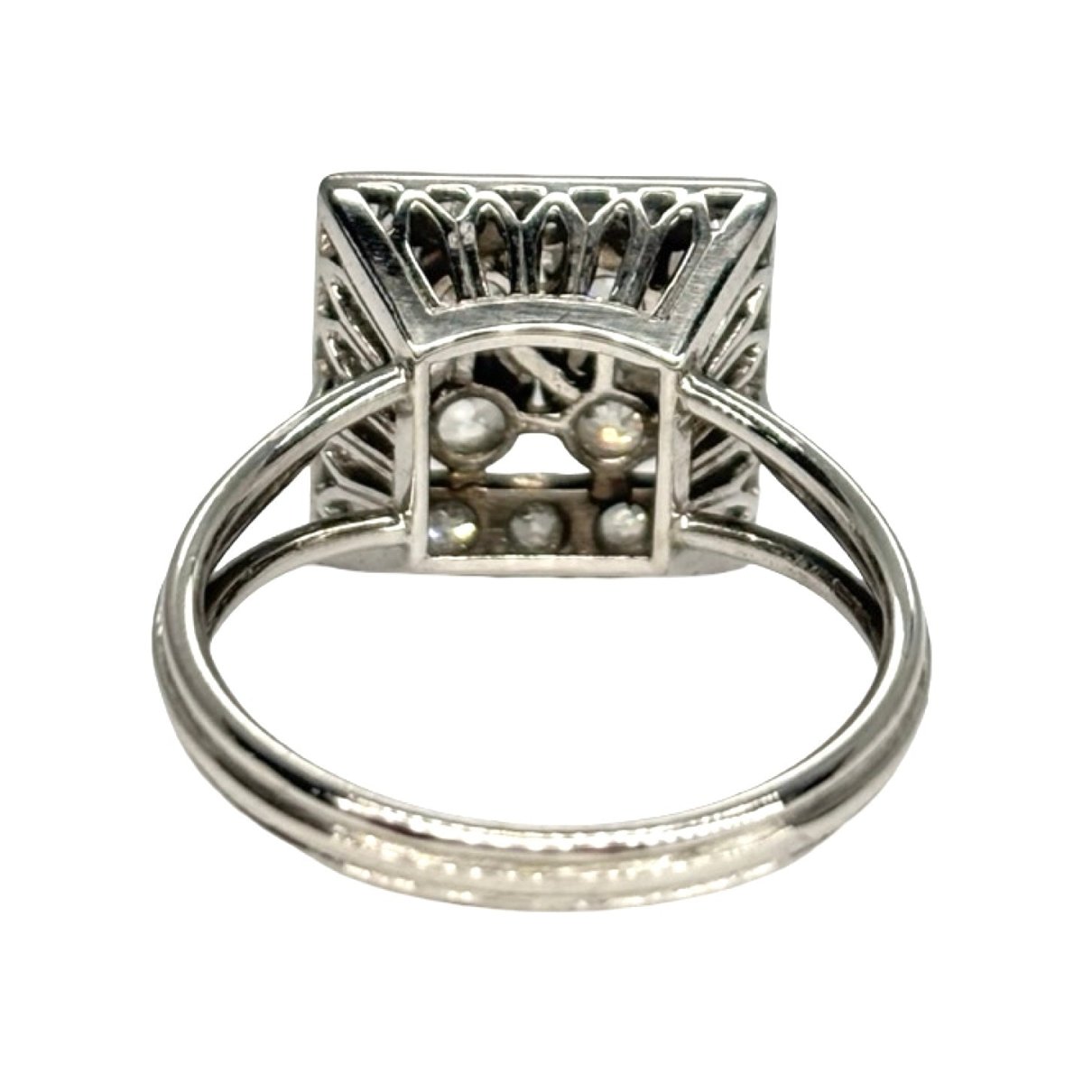 Bague Pavée en or blanc et diamants - Castafiore