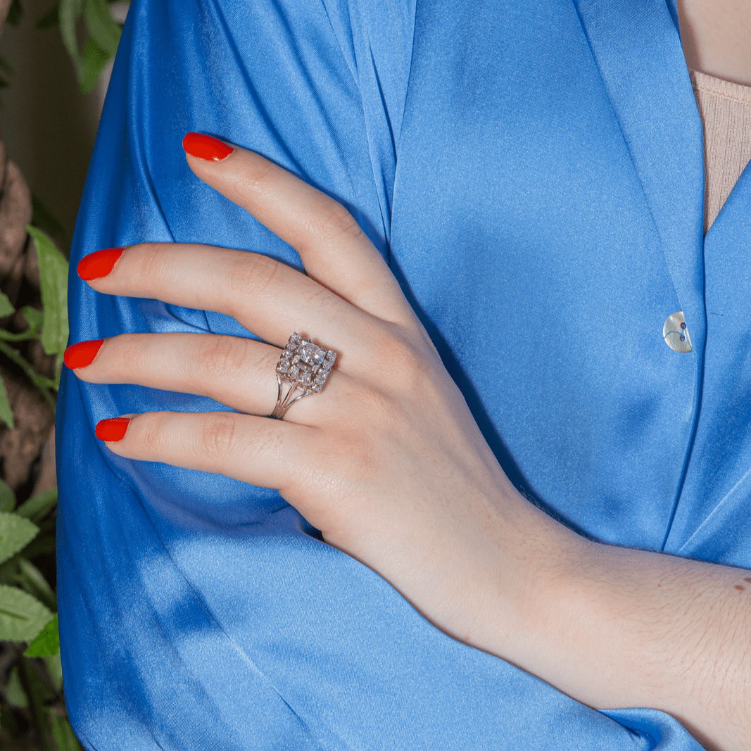 Bague Pavée en or blanc et diamants - Castafiore