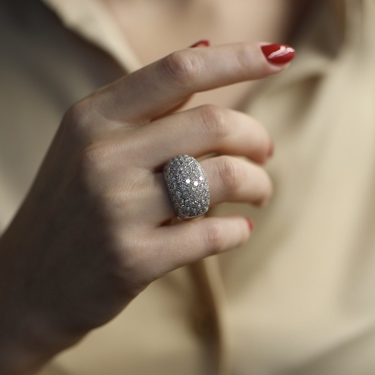Bague Pavée en or blanc et diamants - Castafiore