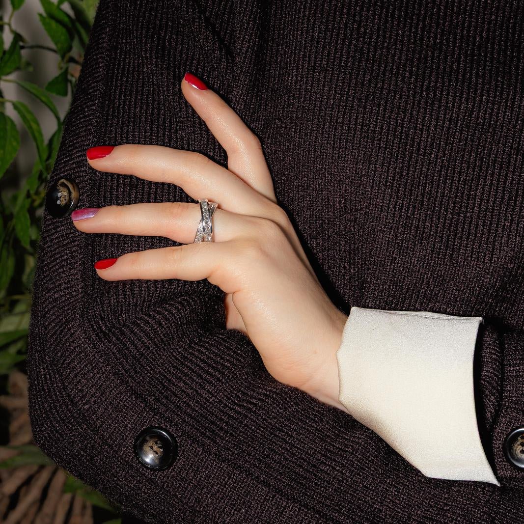 Bague Pavée en or blanc et diamants - Castafiore