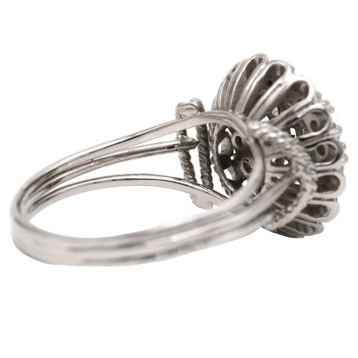 Bague Pavée en or blanc et diamants - Castafiore