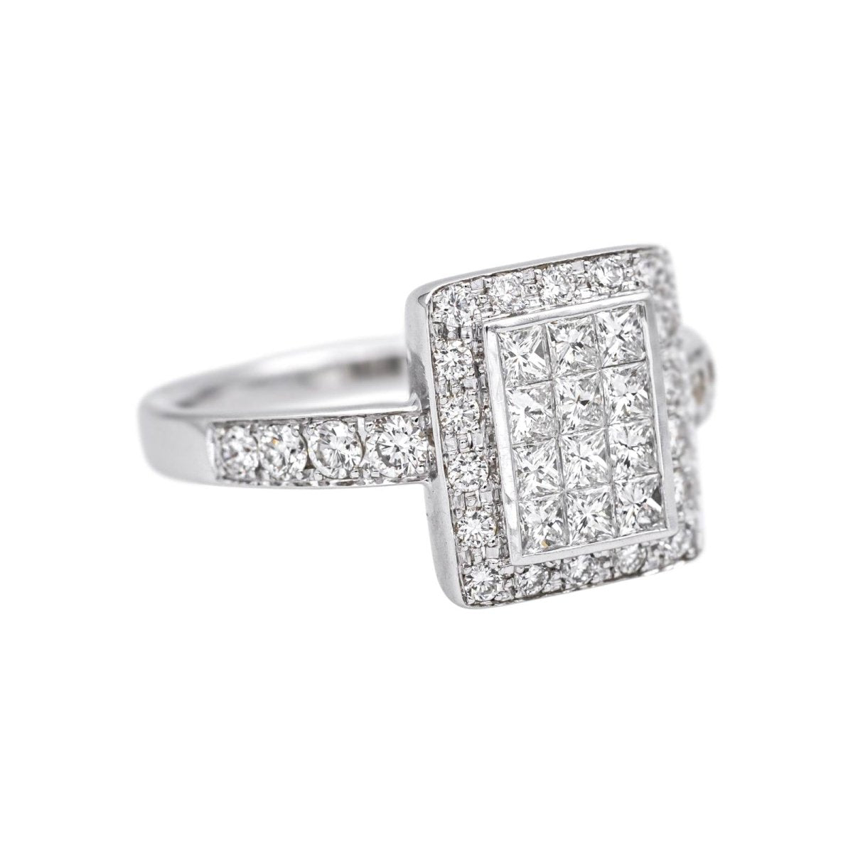 Bague Pavée en or blanc et diamants - Castafiore