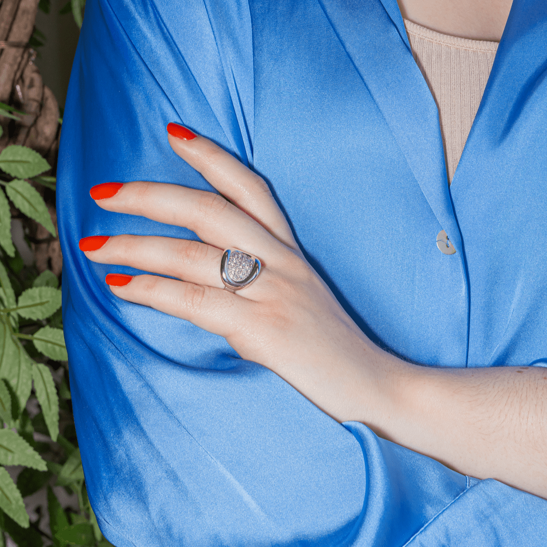 Bague Pavée en or blanc et diamants - Castafiore