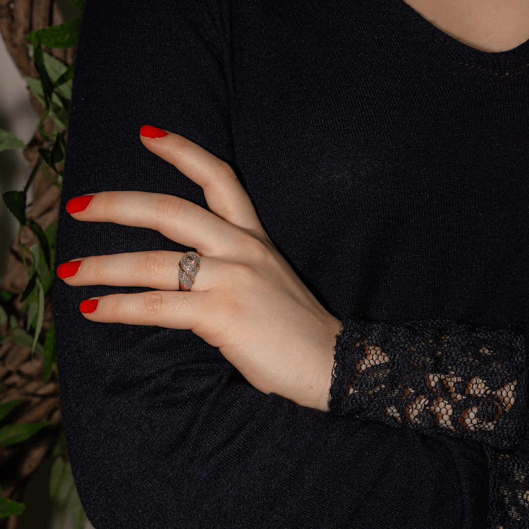 Bague Pavée en or blanc, or jaune et diamants - Castafiore