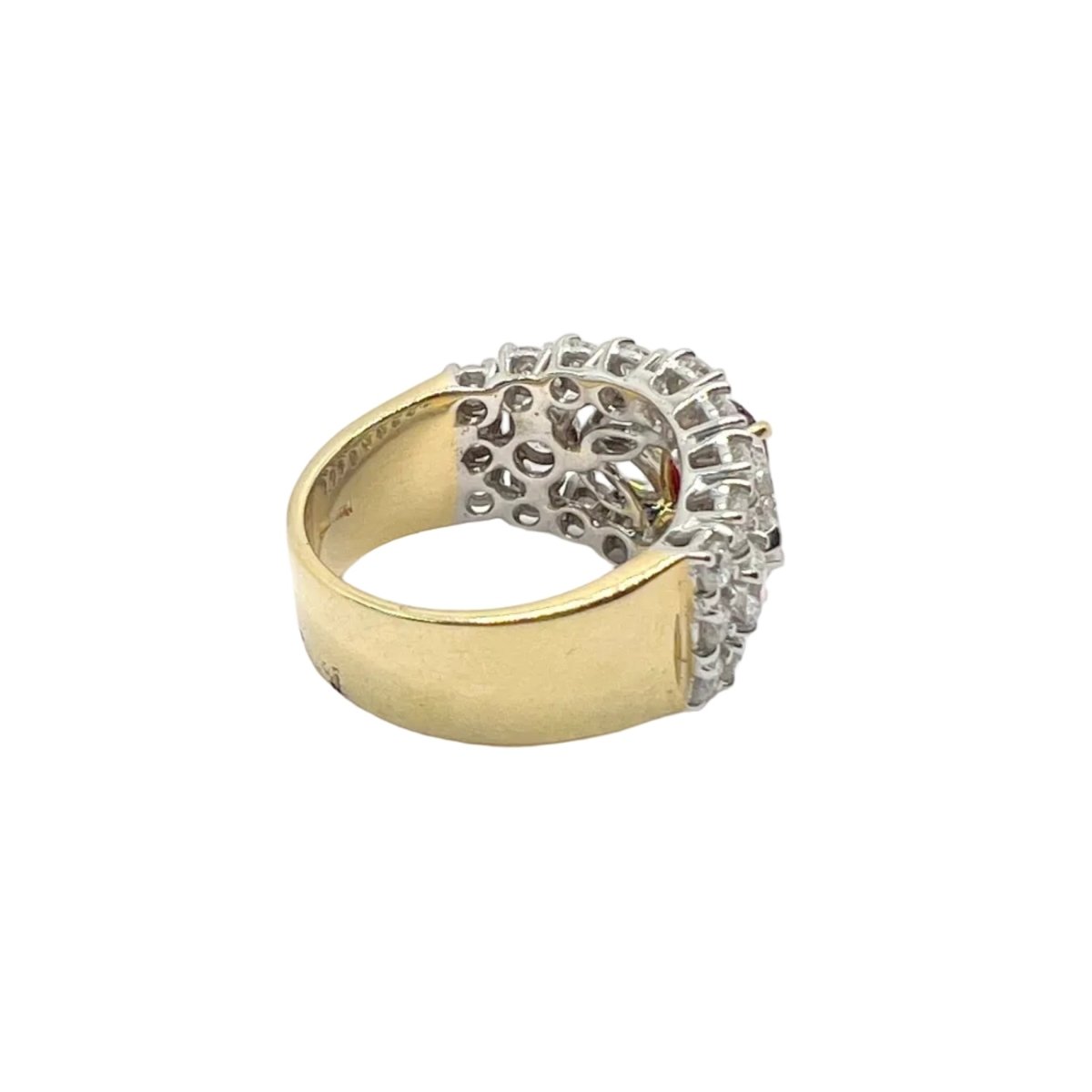 Bague Pavée en or blanc, or jaune, rubis et diamants - Castafiore