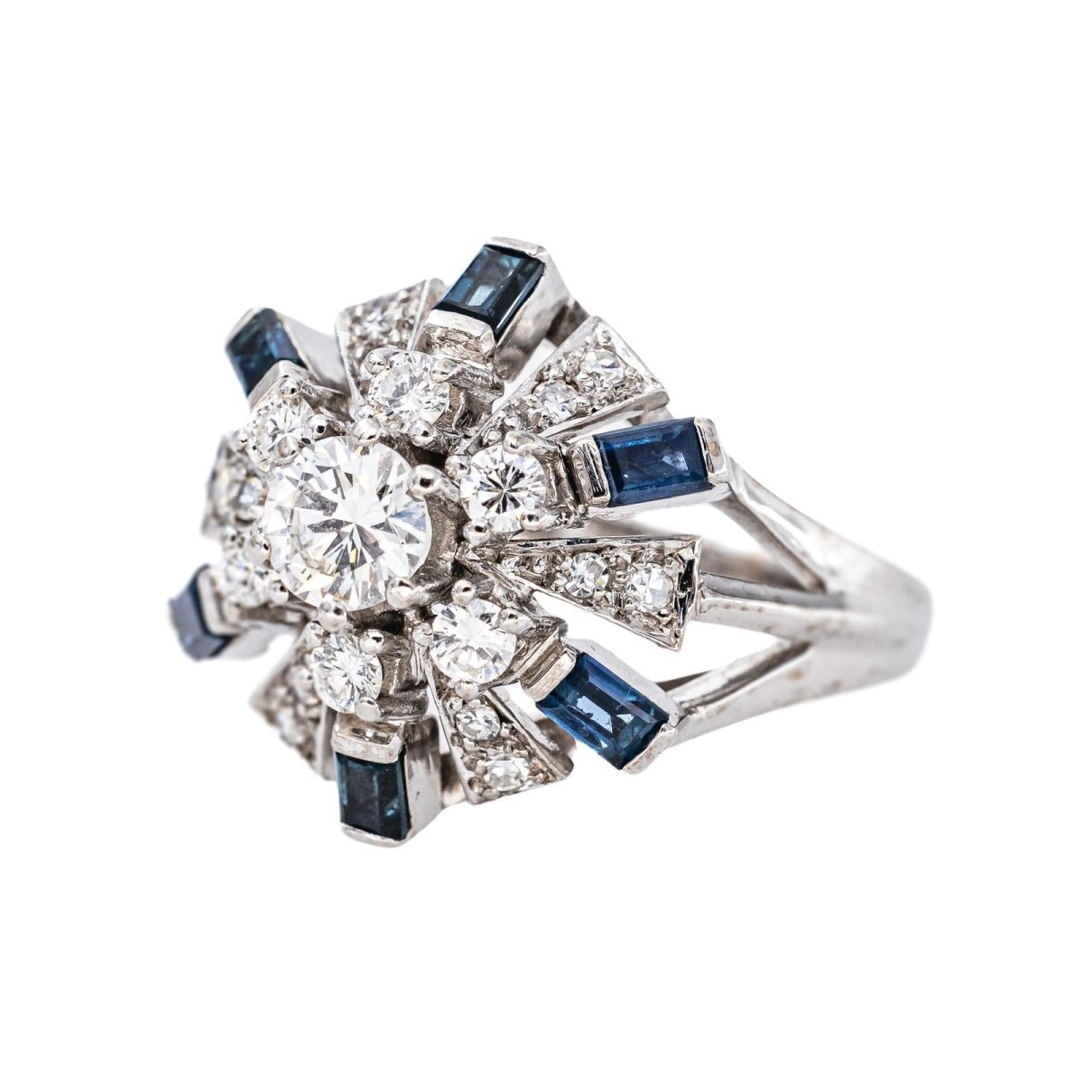 Bague Pavée en or blanc, saphirs et diamants - Castafiore