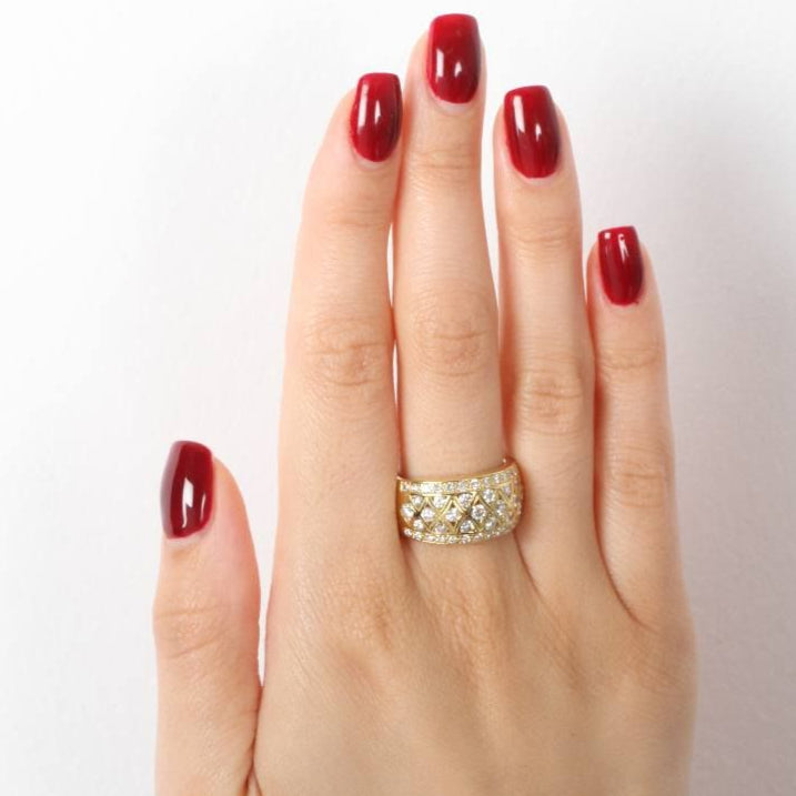 Bague Pavée en or jaune et diamants - Castafiore