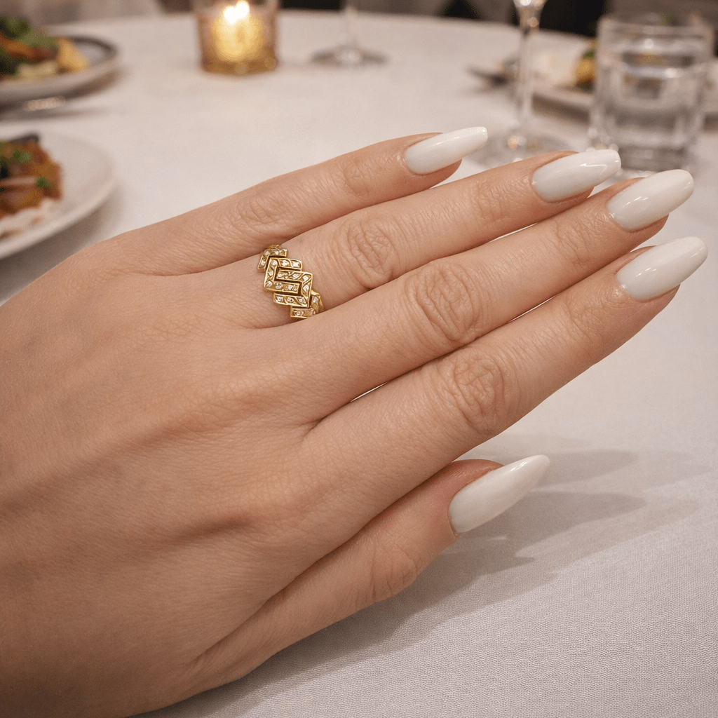 Bague Pavée en or jaune et diamants - Castafiore